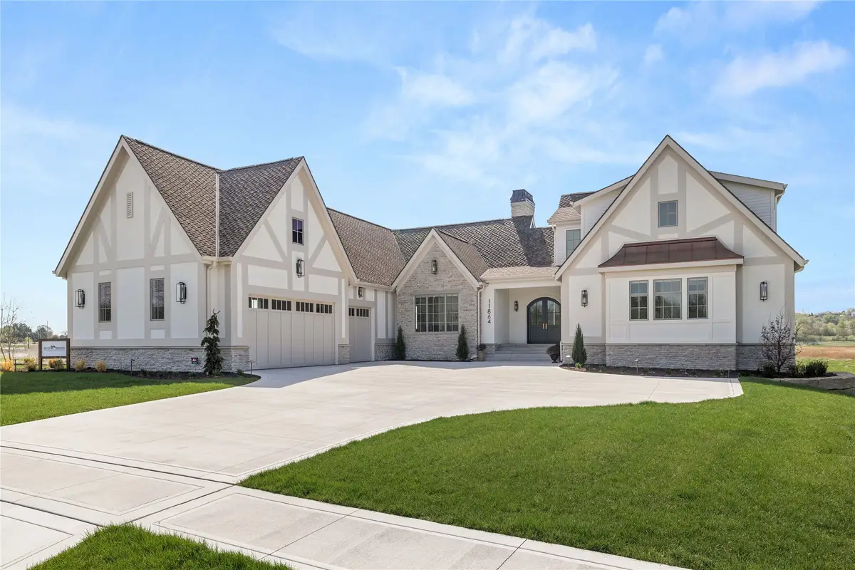 11864 Meadow Springs Drive, Johnston, IA 50131 - #1