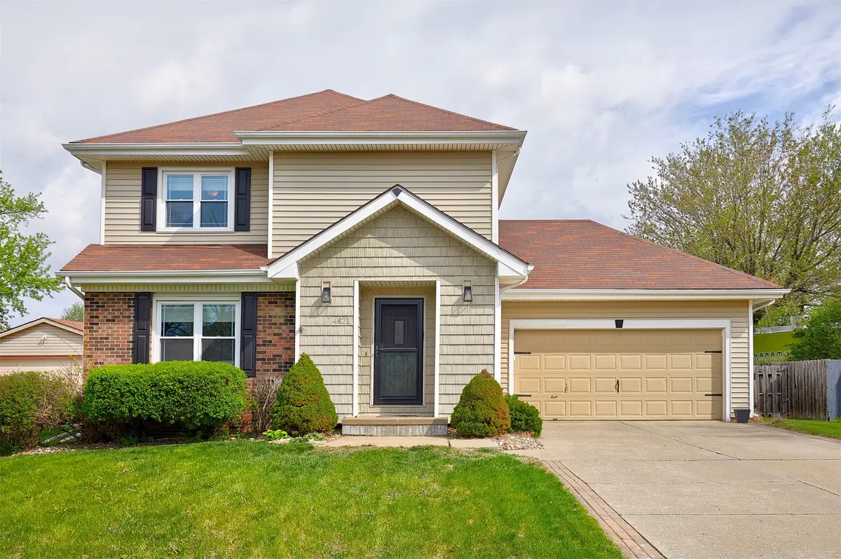 4821 Westwood Drive, West Des Moines, IA 50265 - #1
