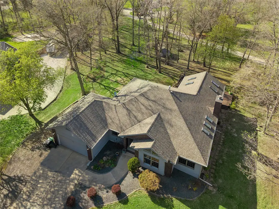 6080 NE 9th Street, Des Moines, IA 50313 - #2