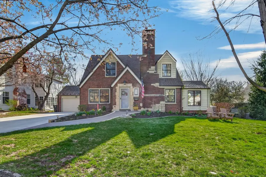 321 43rd Street, Des Moines, IA 50312 - #2