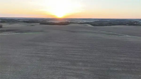 0000 Hwy T38n Highway, Grinnell, IA 50112