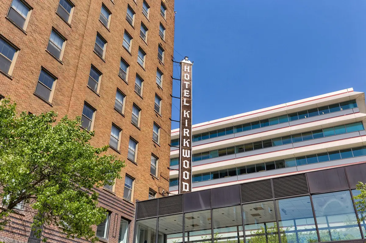 400 Walnut Street #1103, Des Moines, IA 50309 - #1