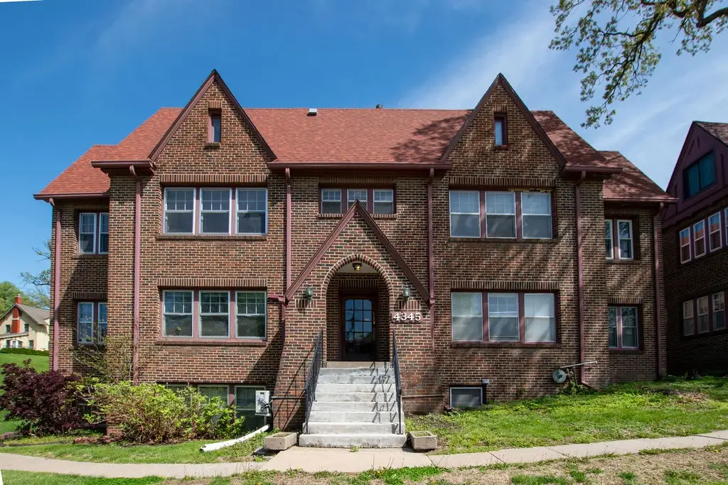4345 Grand Avenue #3, Des Moines, IA 50312 - #1