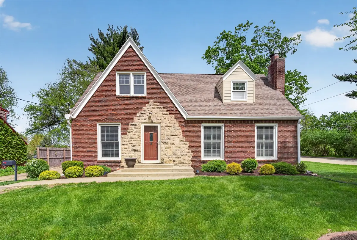 6605 Forest Court, Windsor Heights, IA 50324 - #1