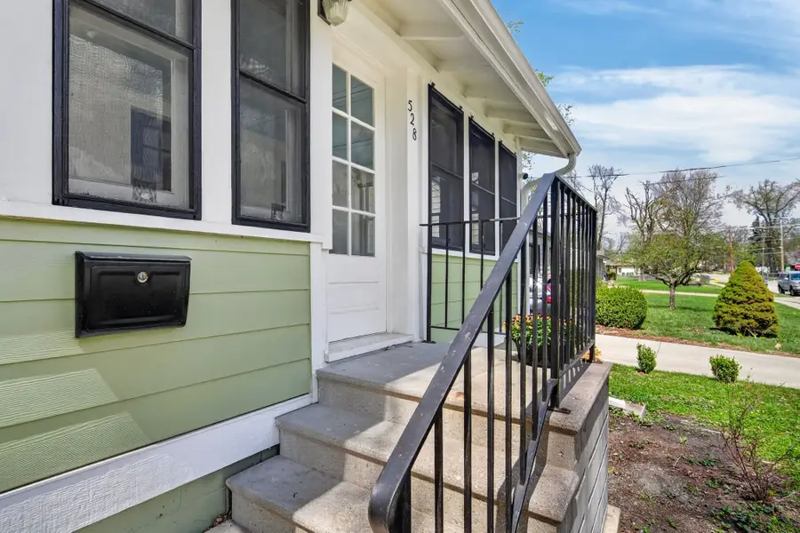 528 13th Street, West Des Moines, IA 50265 - #2