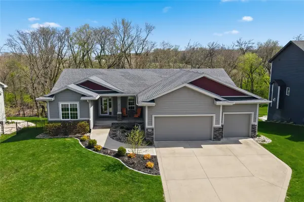 1009 Baileys Grove Drive, Adel, IA 50003