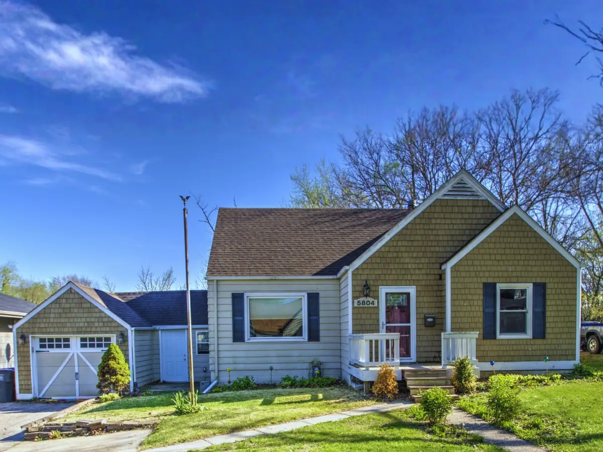 5804 College Avenue, Des Moines, IA 50322 - #1