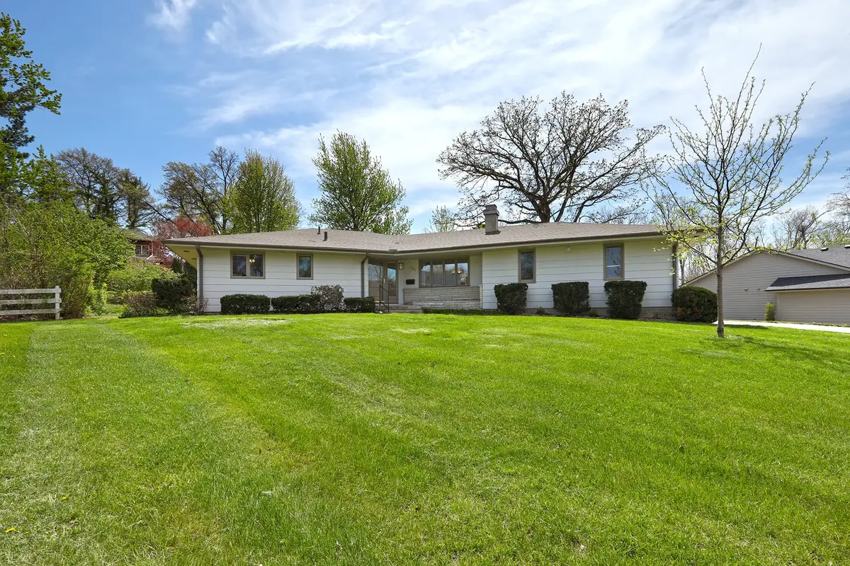 1305 S 4th Avenue W, Newton, IA 50208 - #1