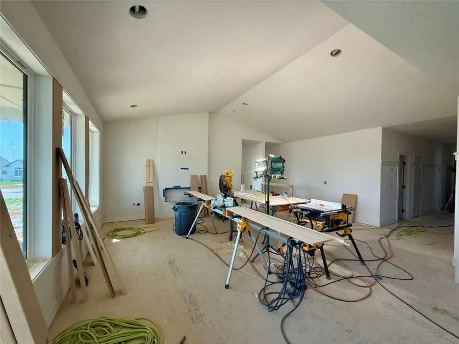 280 NW Montego Court, Waukee, IA 50263 - #3