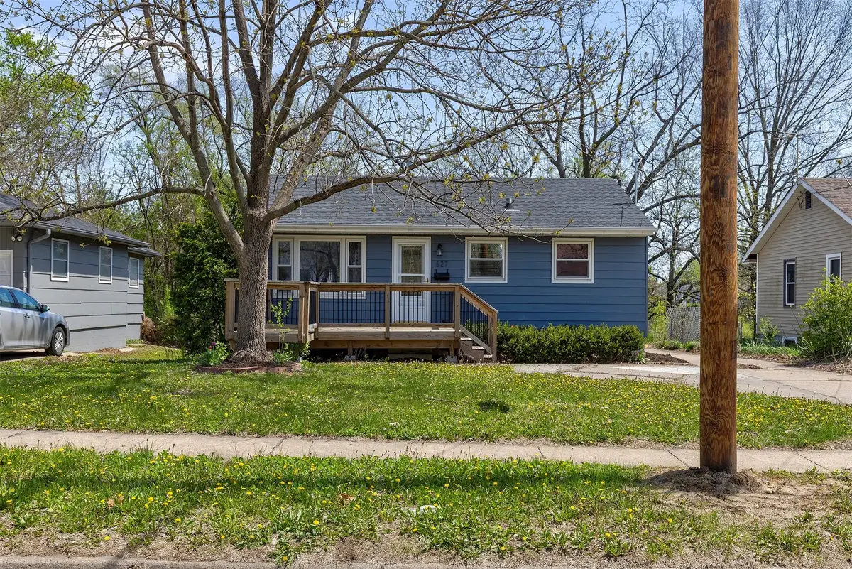 627 13th Street, West Des Moines, IA 50265 - #1