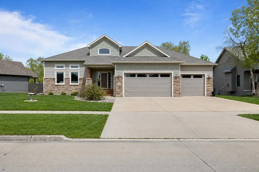 811 NW Boulder Point Place, Ankeny, IA 50023 - #2