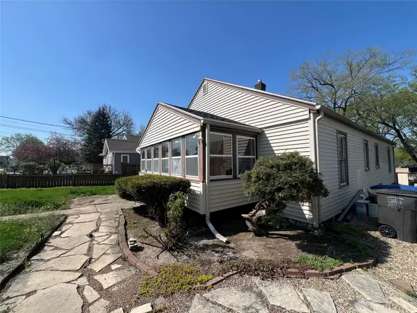 2506 E 40th Court, Des Moines, IA 50317