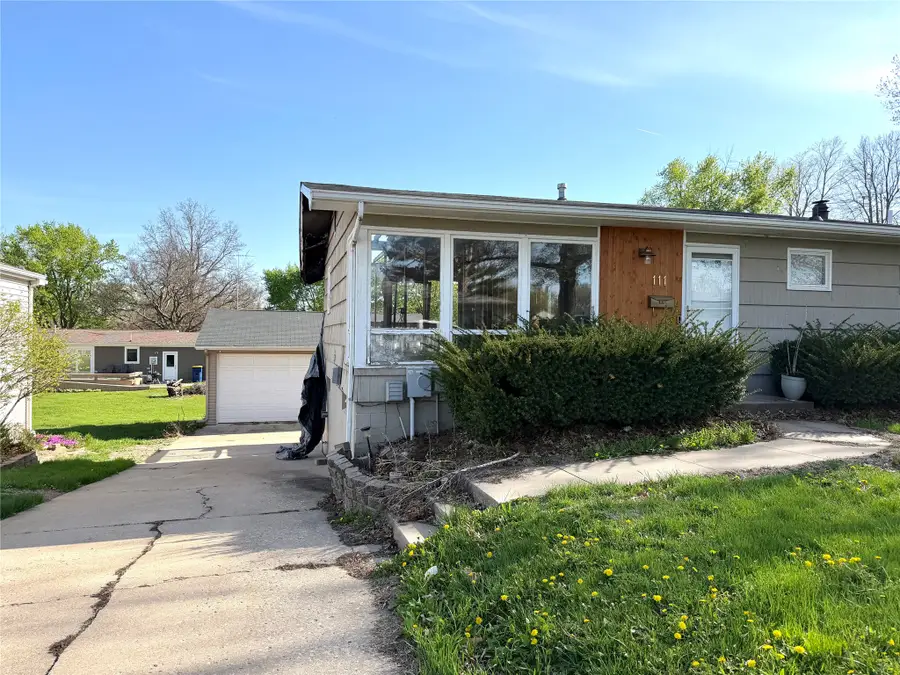 111 Union Street, Pella, IA 50219 - #2