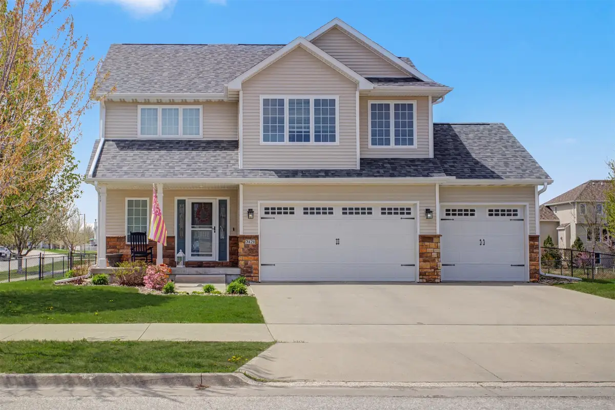 3121 Cedar Lane, Ames, IA 50014 - #1