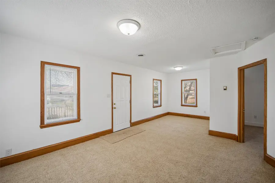 4141 57th Street, Des Moines, IA 50310 - #3