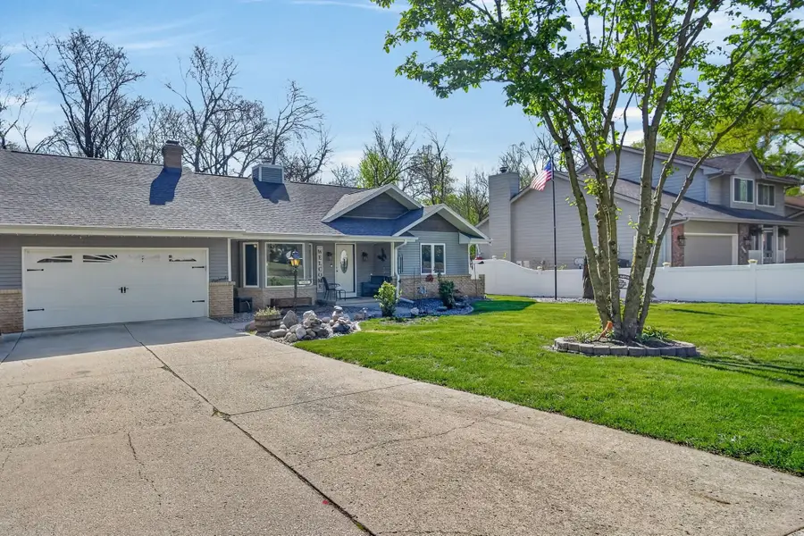 3413 SW 34th Street, Des Moines, IA 50321 - #2