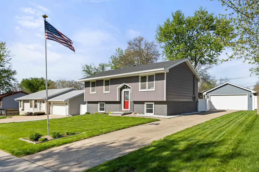 1111 Holly Drive, Norwalk, IA 50211 - #2