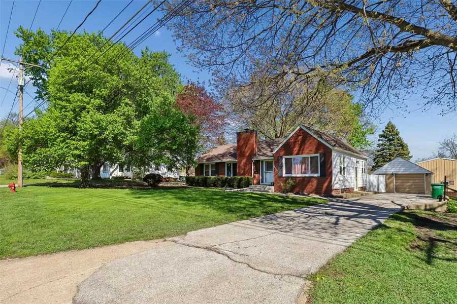 603 1st Street E, Altoona, IA 50009 - #2