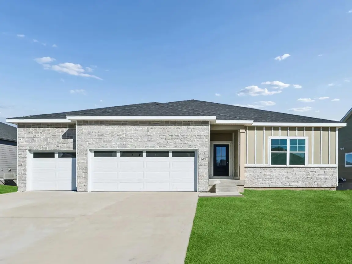 2514 NW 10th Avenue Se, Altoona, IA 50009 - #1