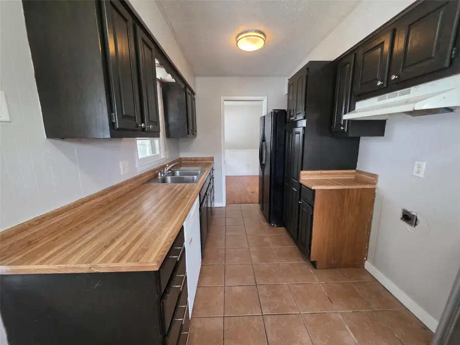 3925 64th Street, Urbandale, IA 50322 - #3