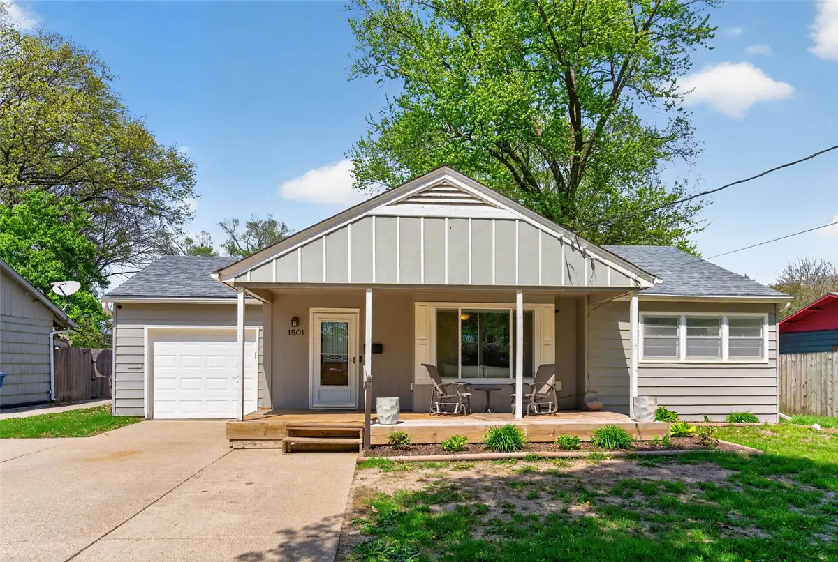 1501 Carrie Avenue, Des Moines, IA 50315 - #1