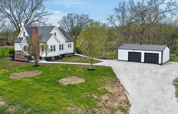 2057 60th Avenue, Melcher Dallas, IA 50062