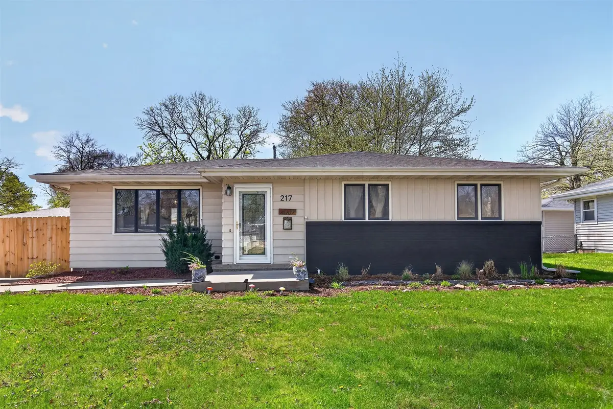 217 SE 8th Street, Ankeny, IA 50021 - #1