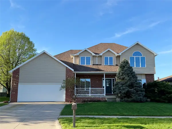 2309 N 7th Avenue Place E, Newton, IA 50208