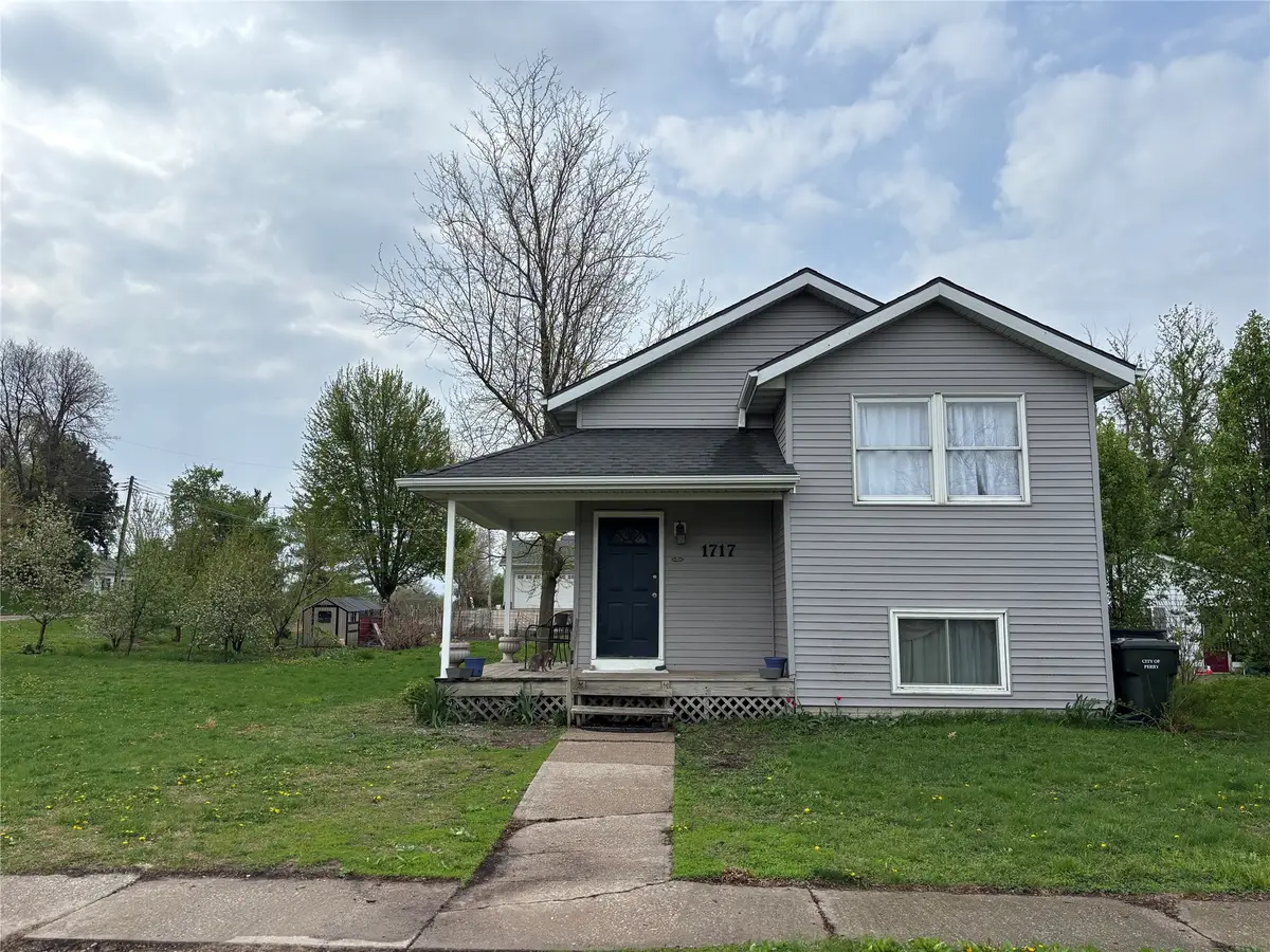 1717 & 1723 Jones Street, Perry, IA 50220 - #1