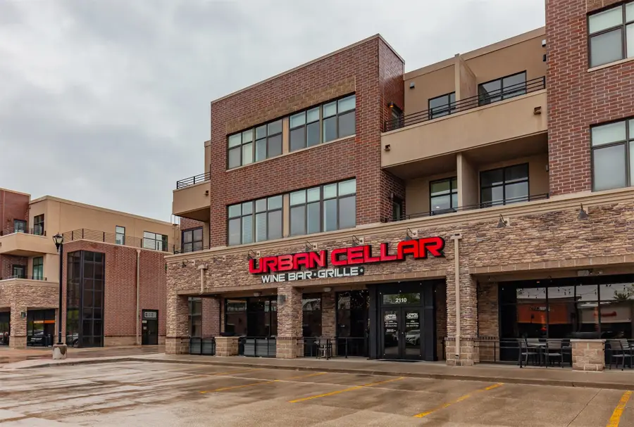 640 S 50th Street #2203, West Des Moines, IA 50265 - #2