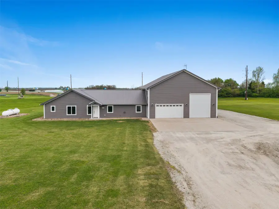 1806 Elk Horn Trail, Summit, IA 50214 - #2