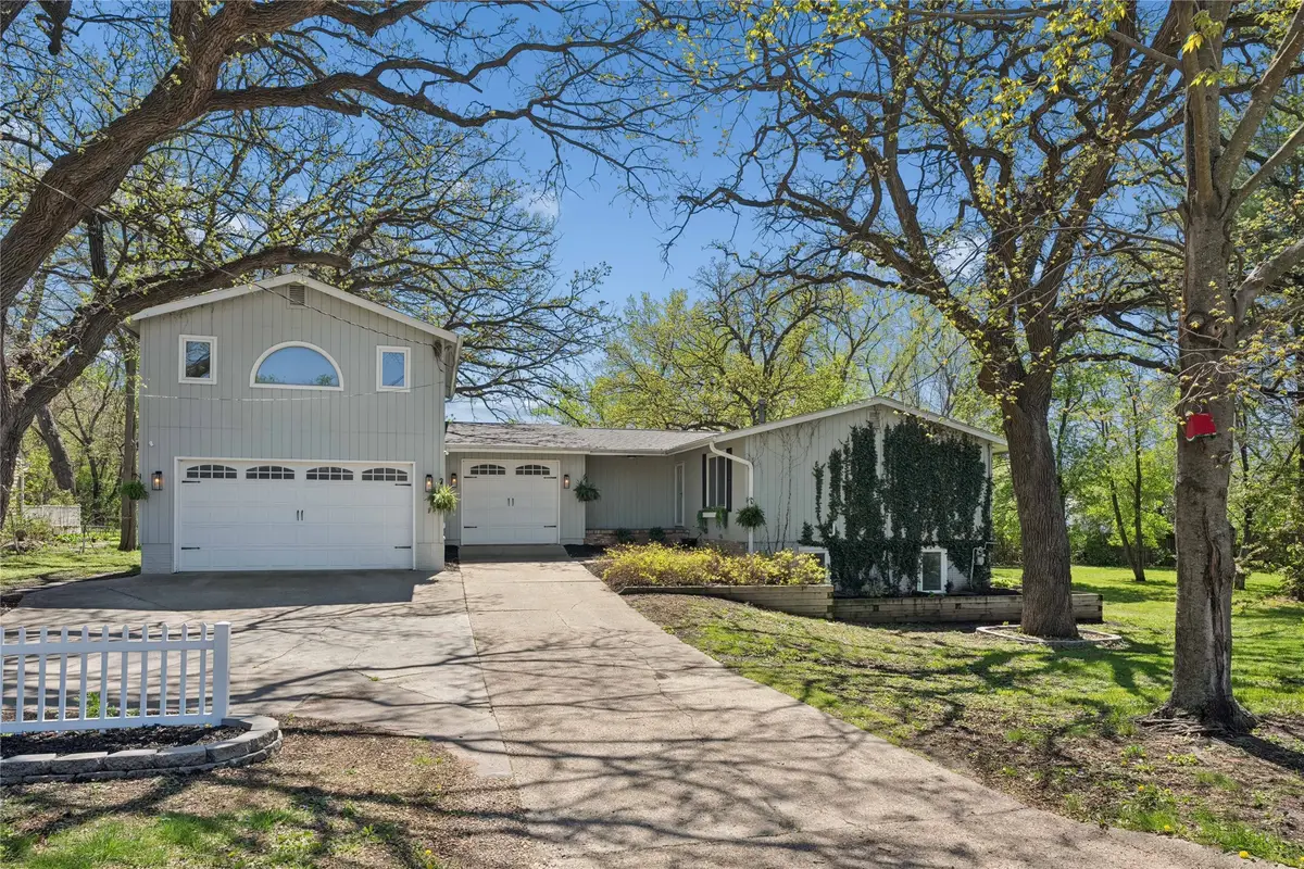 6554 Center Street, Des Moines, IA 50312 - #1