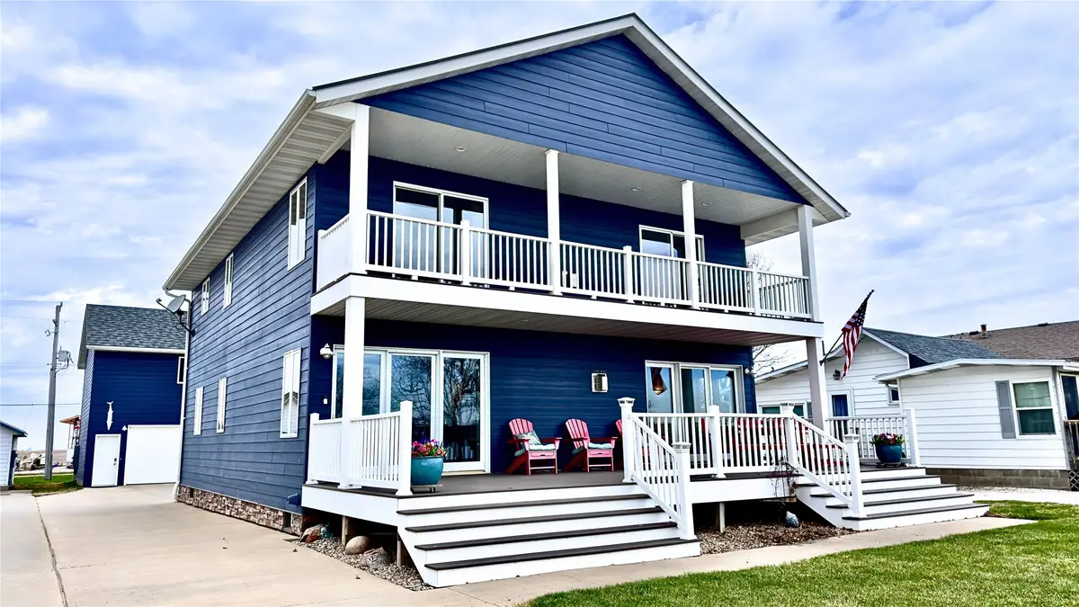 7406 Twin Lakes Road, Manson, IA 50563 - #1