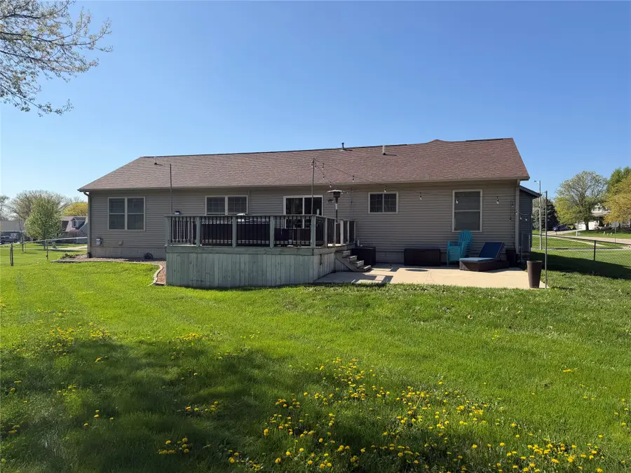 1512 W 9th Street S, Newton, IA 50208 - #2