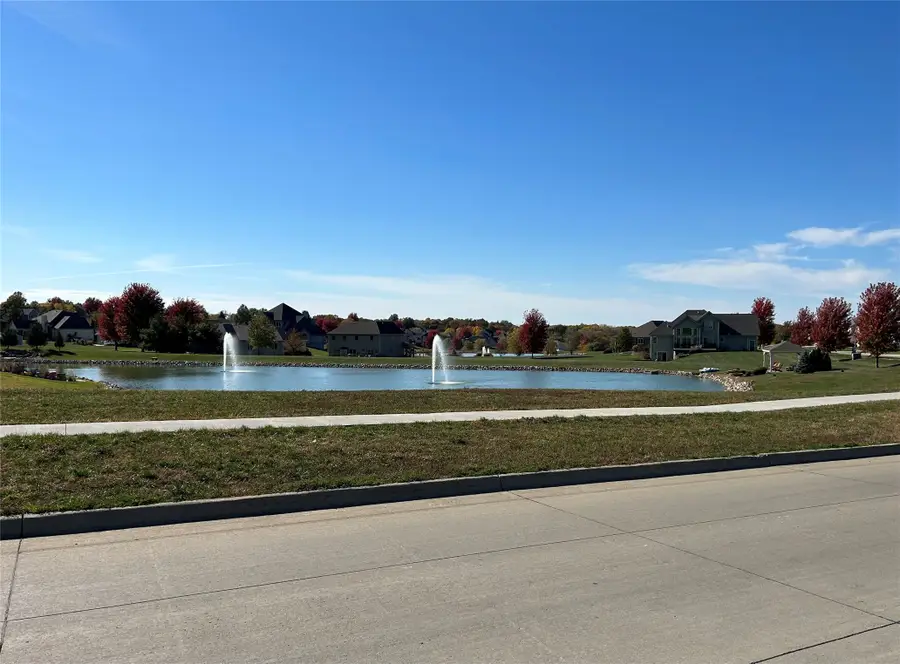 ---- Fountain View Drive, Pella, IA 50219 - #2