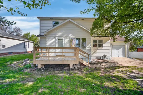 1902 State Street, Granger, IA 50109