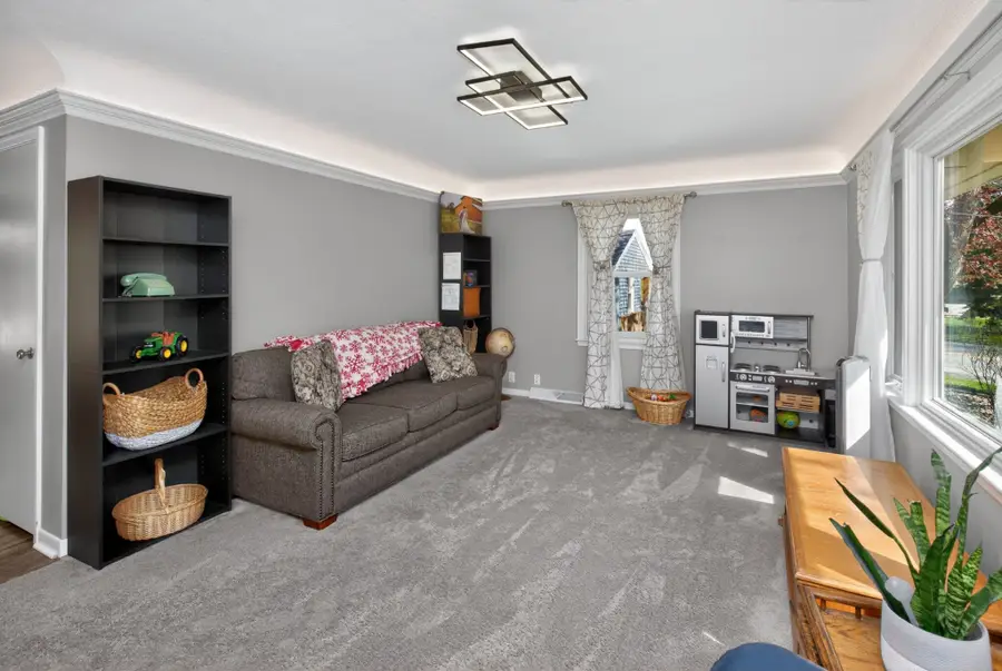 4114 Lower Beaver Road, Des Moines, IA 50310 - #2