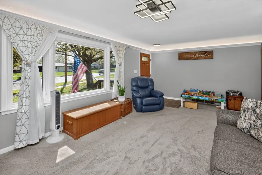 4114 Lower Beaver Road, Des Moines, IA 50310 - #3