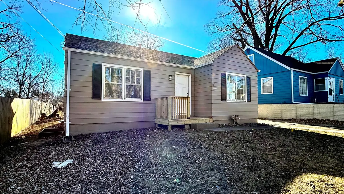 2744 Adams Avenue, Des Moines, IA 50310 - #1