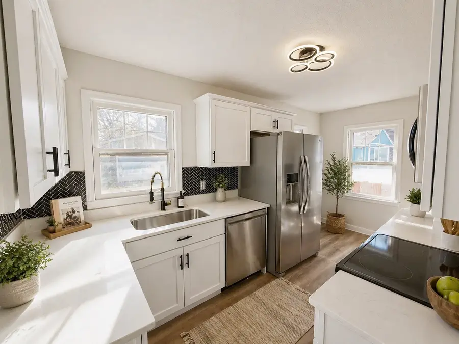 2744 Adams Avenue, Des Moines, IA 50310 - #3