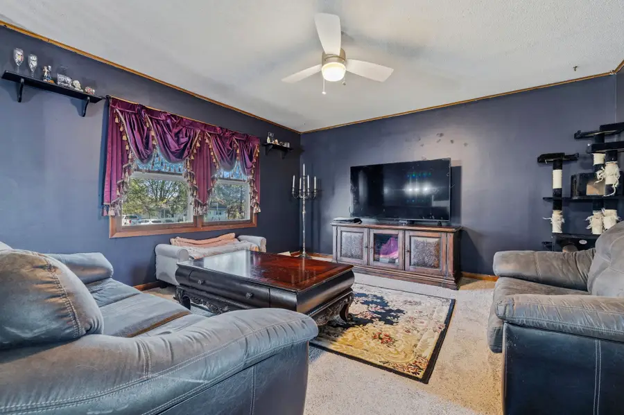 907 4th Street Sw, Altoona, IA 50009 - #3