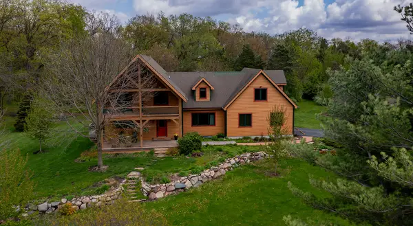 23675 Sportsmans Club Lane, Adel, IA 50003