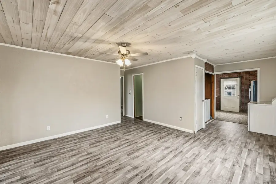 1411 Delaware Avenue, Des Moines, IA 50317 - #3