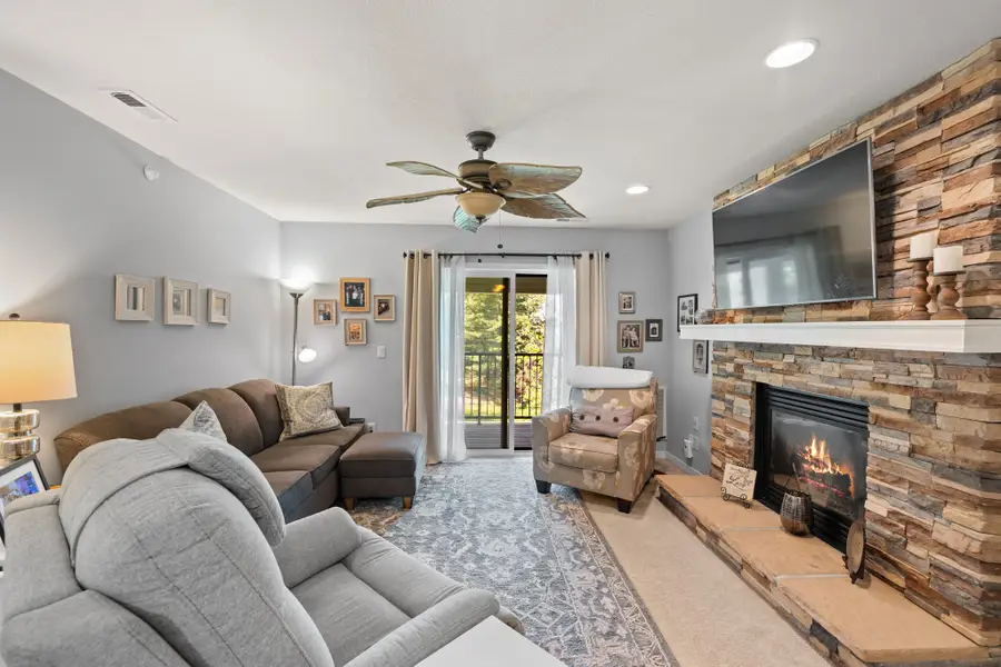 4821 86th Street #21, Urbandale, IA 50322 - #2