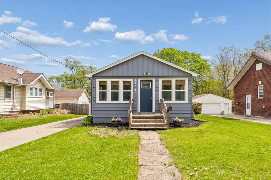 1235 57th Street, Des Moines, IA 50311 - #2