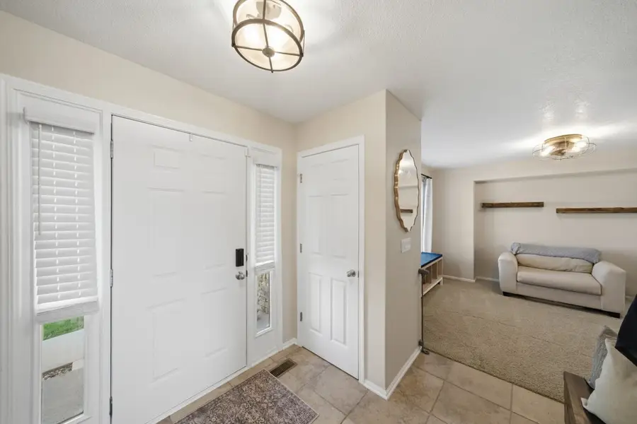 1935 SE Prairie Creek Drive, Waukee, IA 50263 - #3