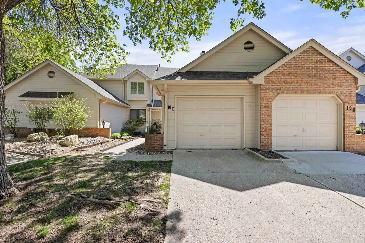 1070 50th Street #10E, West Des Moines, IA 50266 - #1