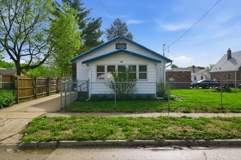 509 E 28th Street, Des Moines, IA 50317 - #1