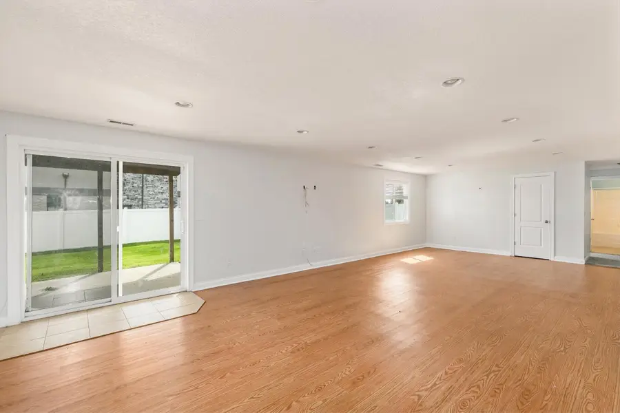 2227 4th Avenue Se, Altoona, IA 50009 - #2