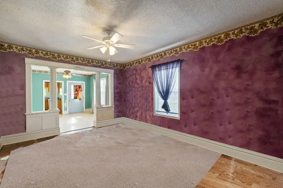 1427 4th Street, Des Moines, IA 50314 - #2